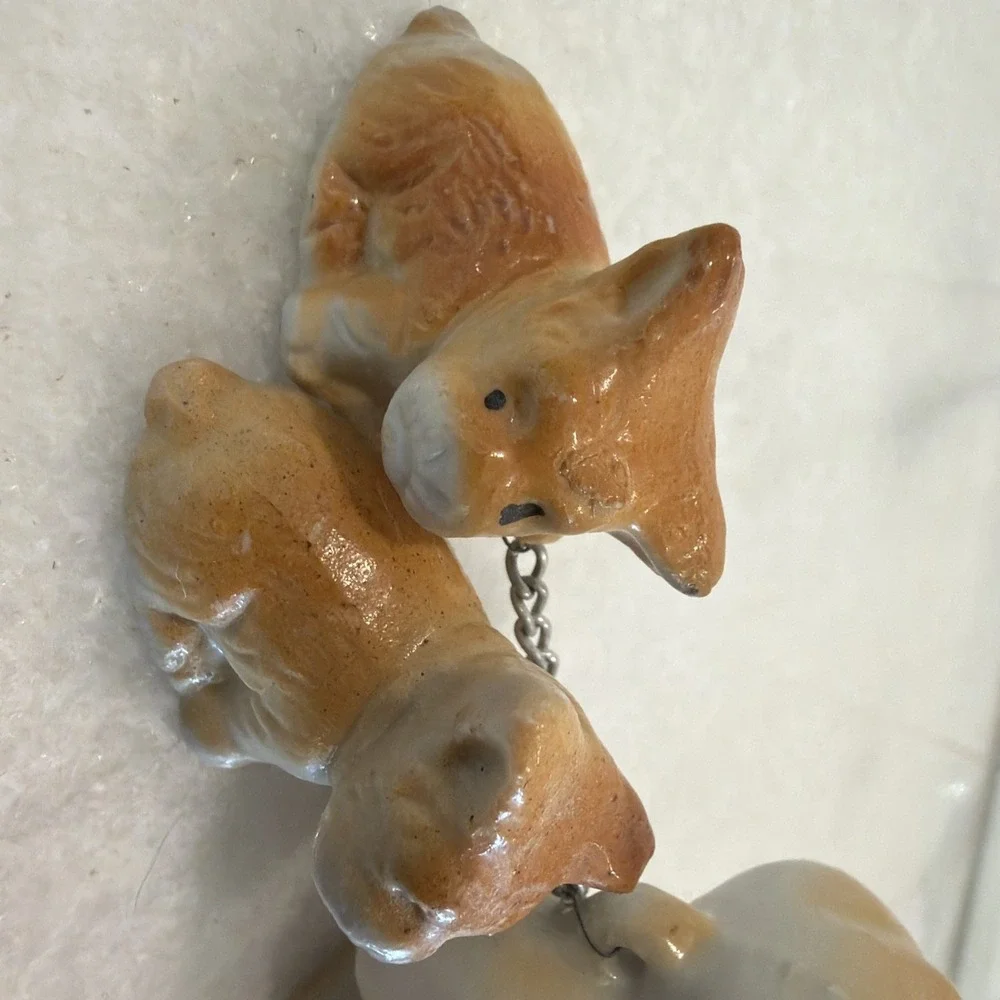 Vtg‎ Porcelain Sitting Boxer Dog w 2 Puppies On Chain Figurine Ceramic Japan MCM